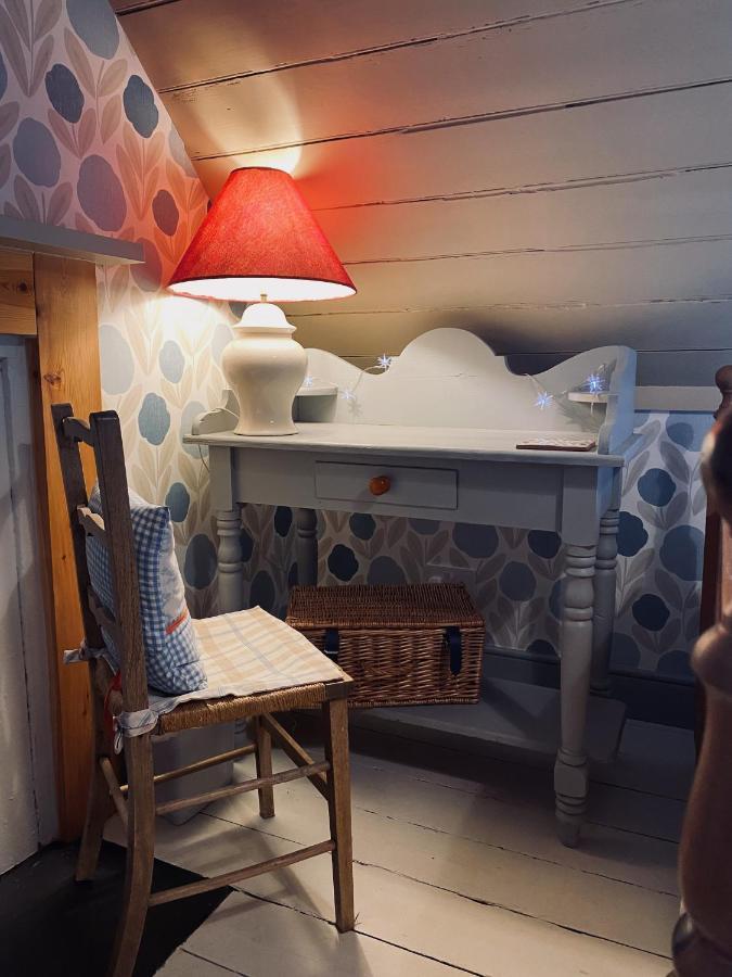 Quirky Highland Cottage With Stunning Views Fearn Lodge Exteriér fotografie